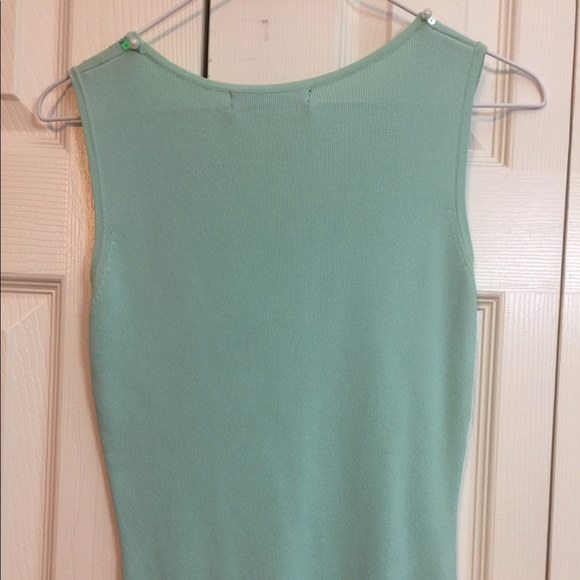 Top - Picture 3 of 4